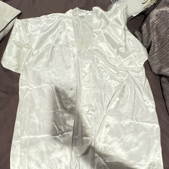 Satin Bride robe, sash & one-piece bathing suit. - Picture 7 of 12